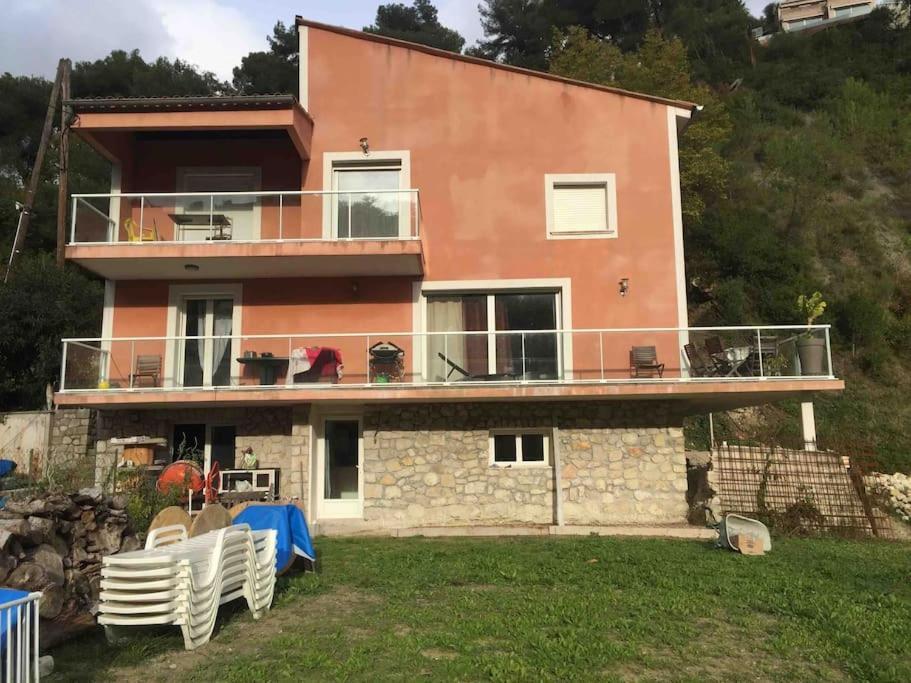 Chez Veronique Menton Bagian luar foto